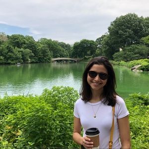 Meet your Posher, Julia